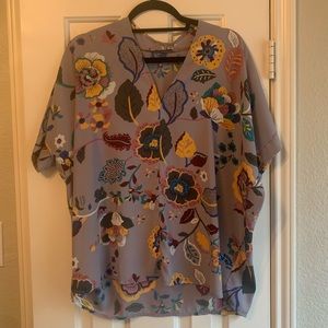 Women’s floral top